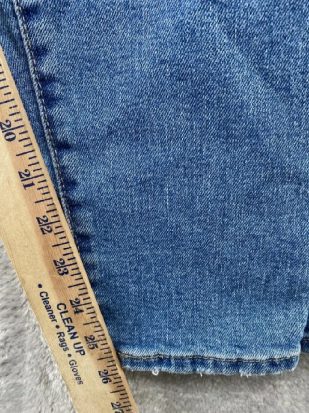 Levi’s SilverTab Mom Jeans Distressed Medium Wash W30 Y2K Denim